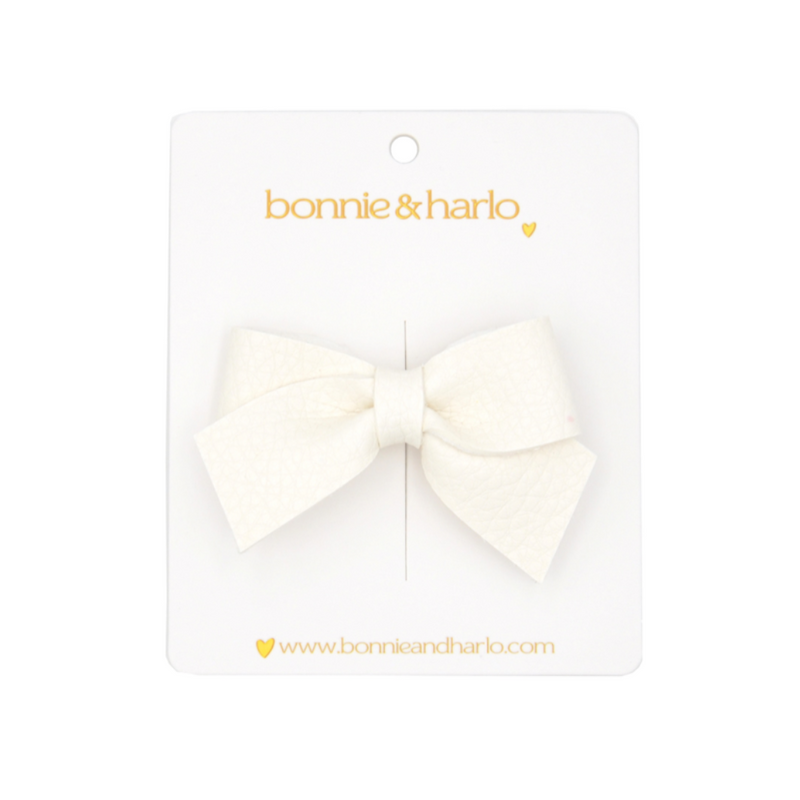 bow clip | white