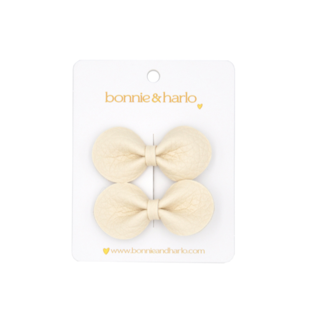 round bow clips | cream